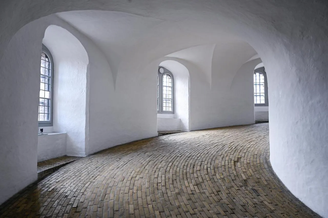 Sanders Tower - Cozy Two-Bedroom Apartment In Charming Copenhagen 0*,  Denmark